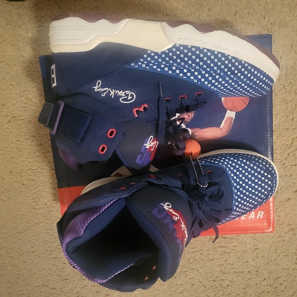 Patrick Ewing - Picture 7 of 8